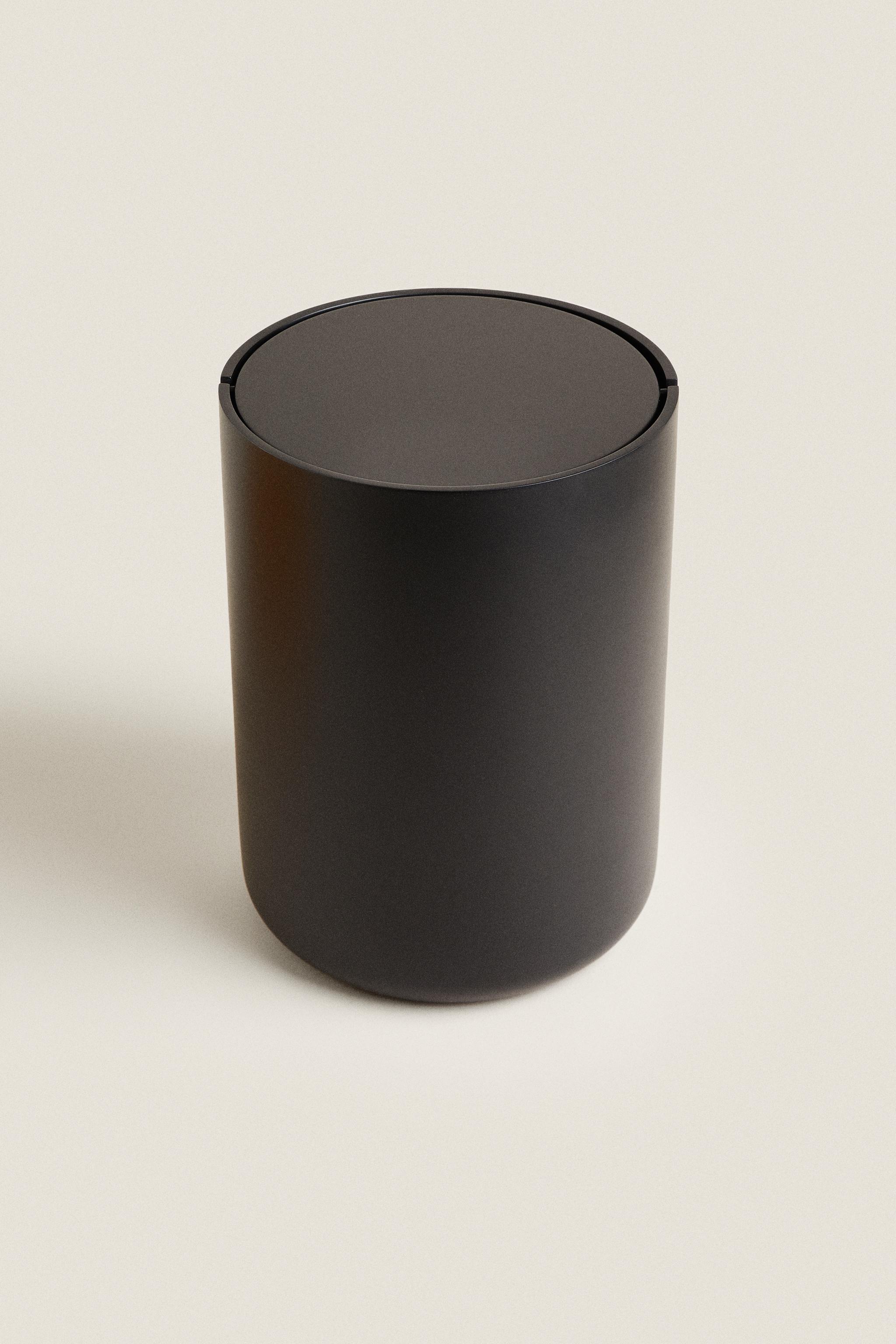 BLACK RESIN LARGE WASTEPAPER BASKET
